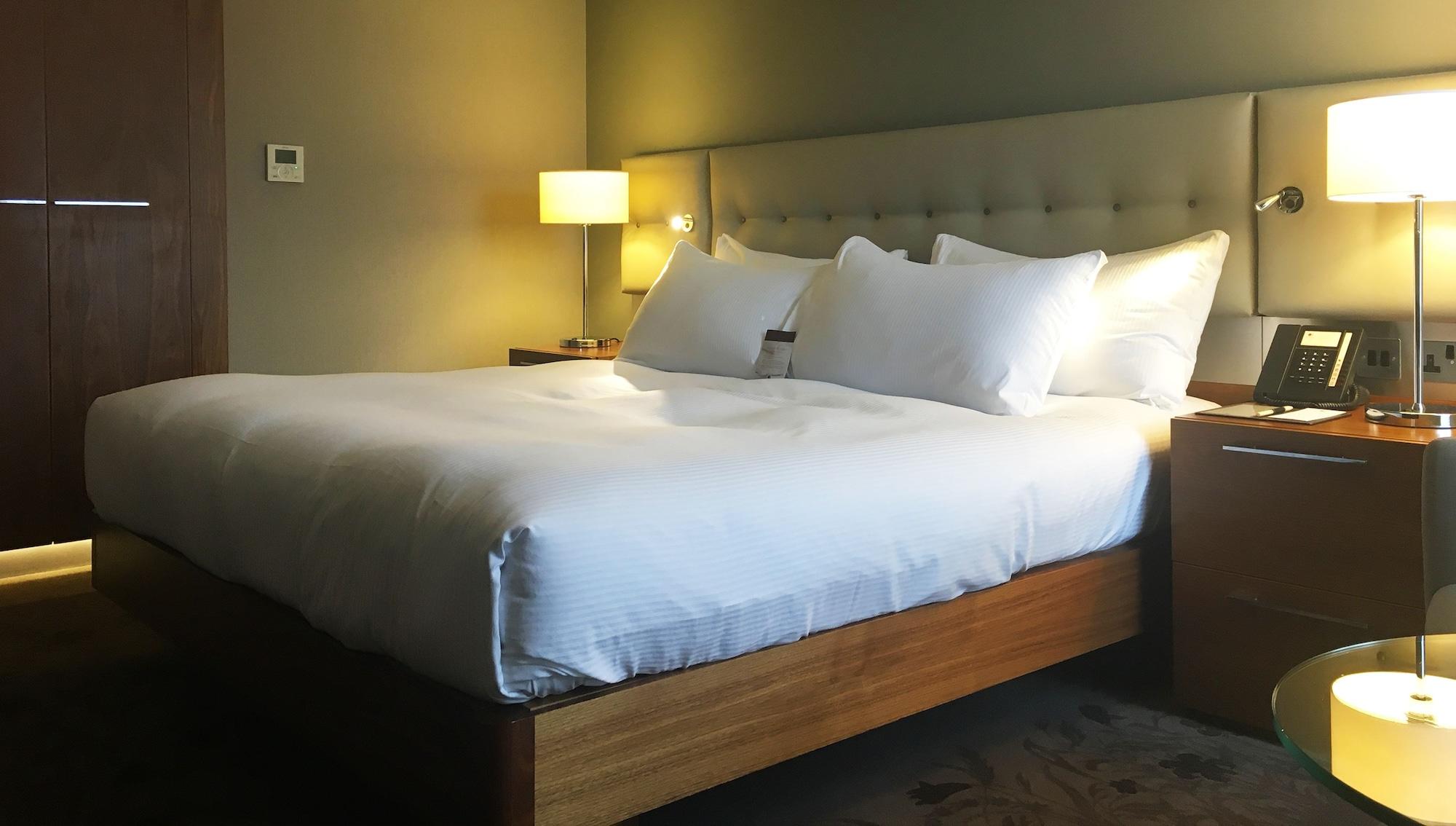 Doubletree By Hilton Lincoln Hotel Eksteriør billede