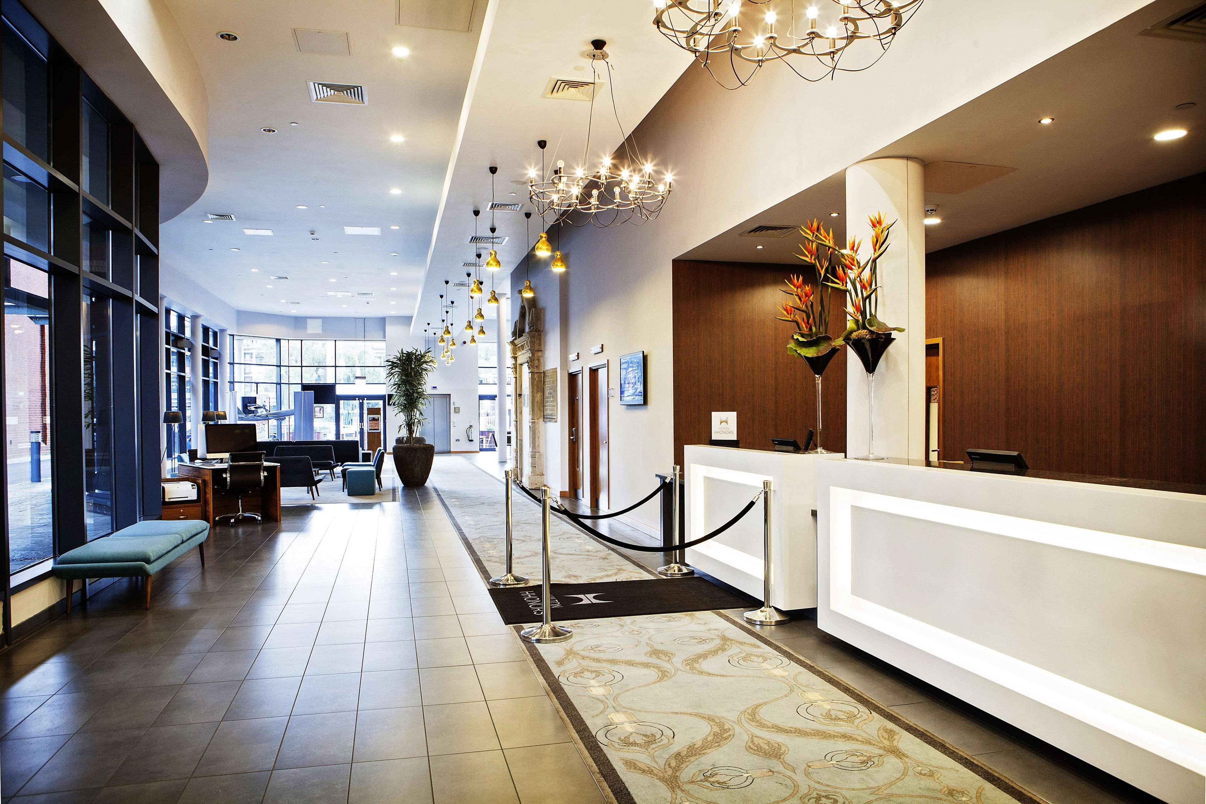 Doubletree By Hilton Lincoln Hotel Eksteriør billede