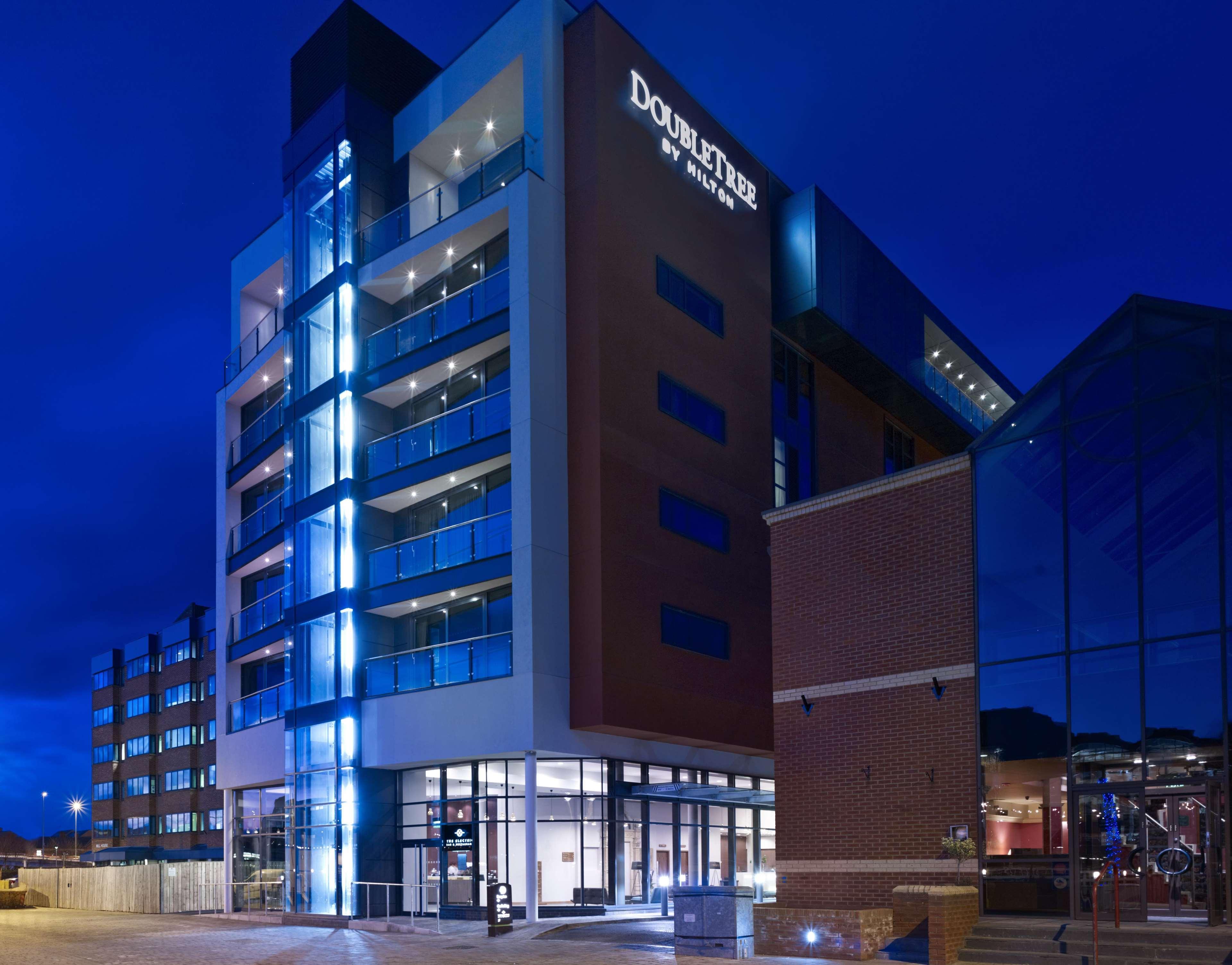 Doubletree By Hilton Lincoln Hotel Eksteriør billede