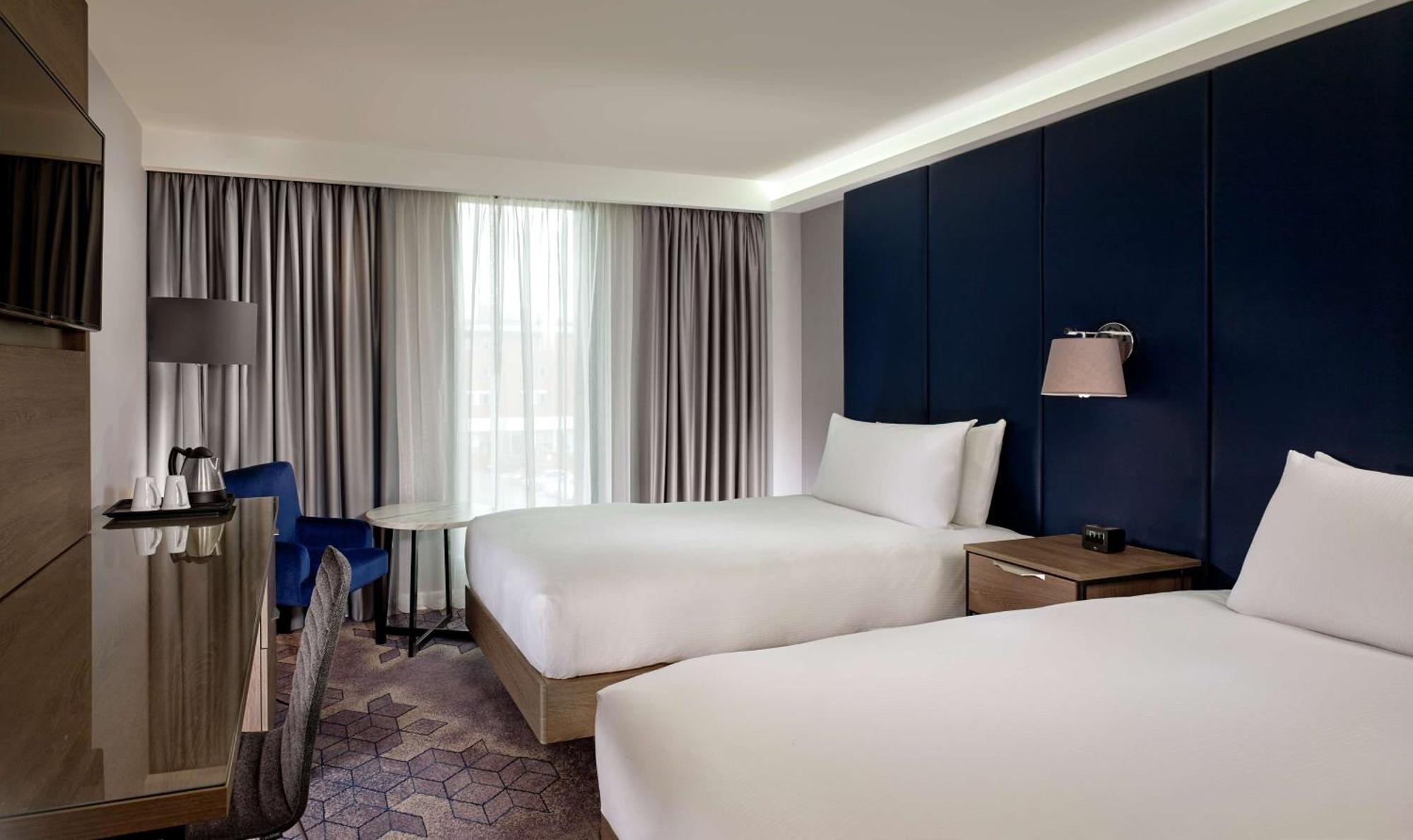 Doubletree By Hilton Lincoln Hotel Eksteriør billede