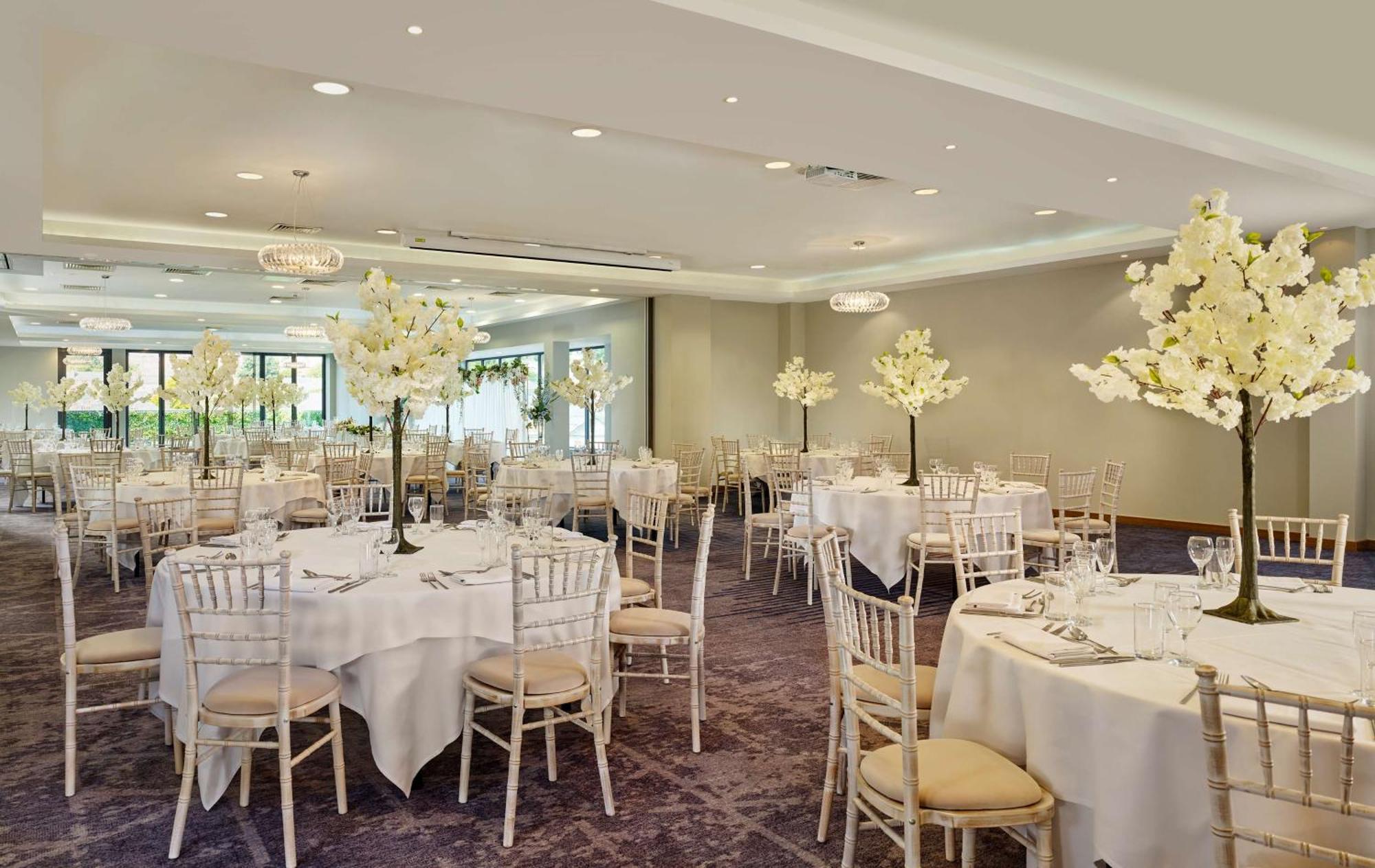 Doubletree By Hilton Lincoln Hotel Eksteriør billede