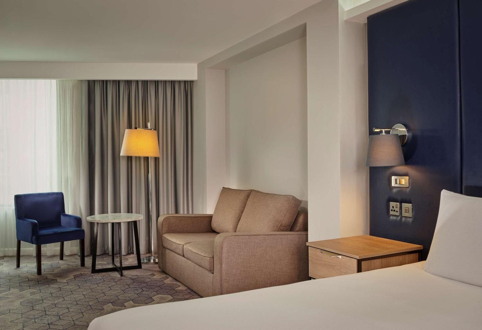 Doubletree By Hilton Lincoln Hotel Eksteriør billede