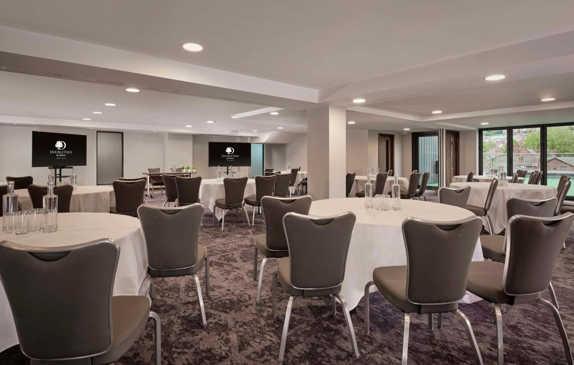 Doubletree By Hilton Lincoln Hotel Eksteriør billede