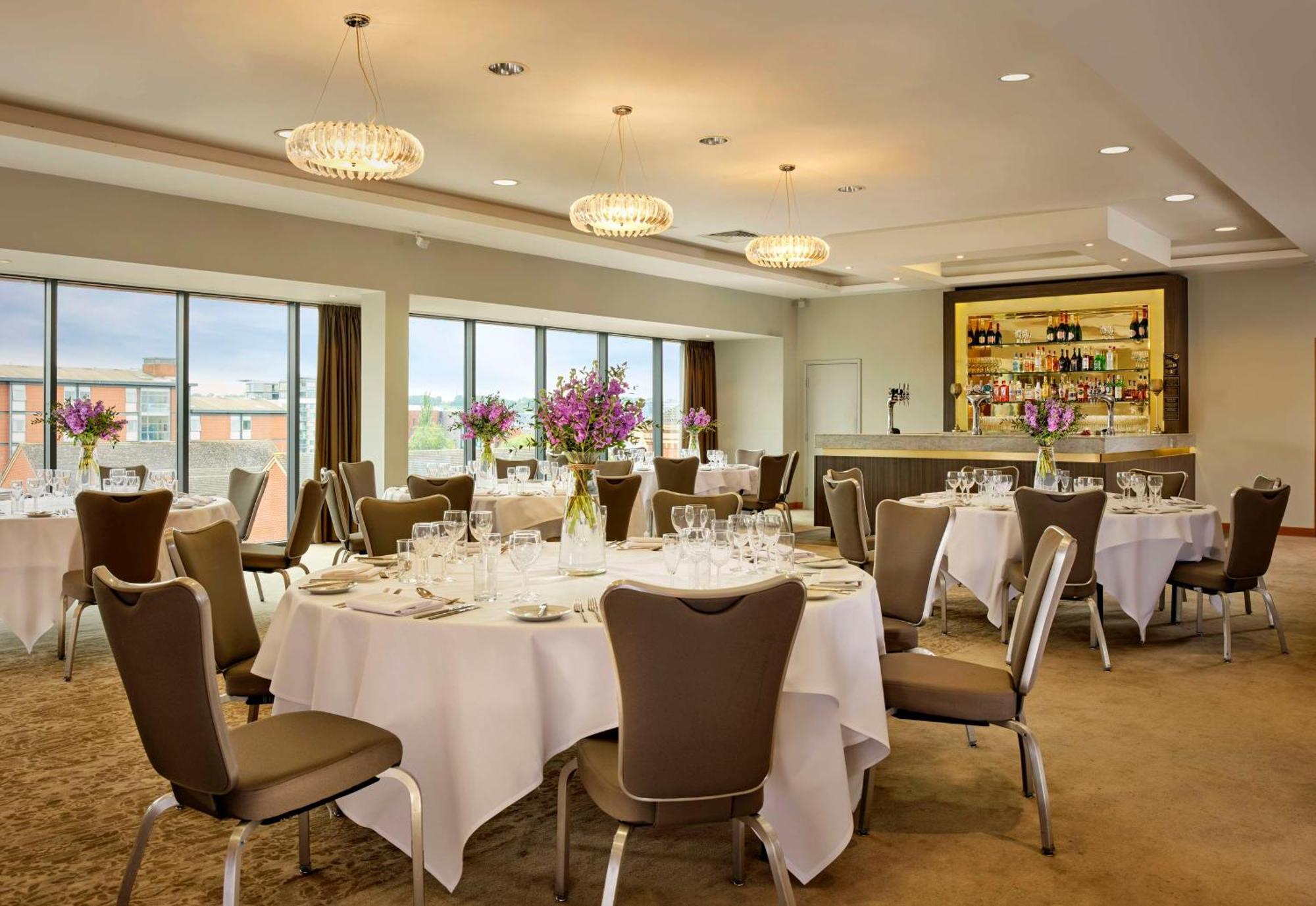 Doubletree By Hilton Lincoln Hotel Eksteriør billede
