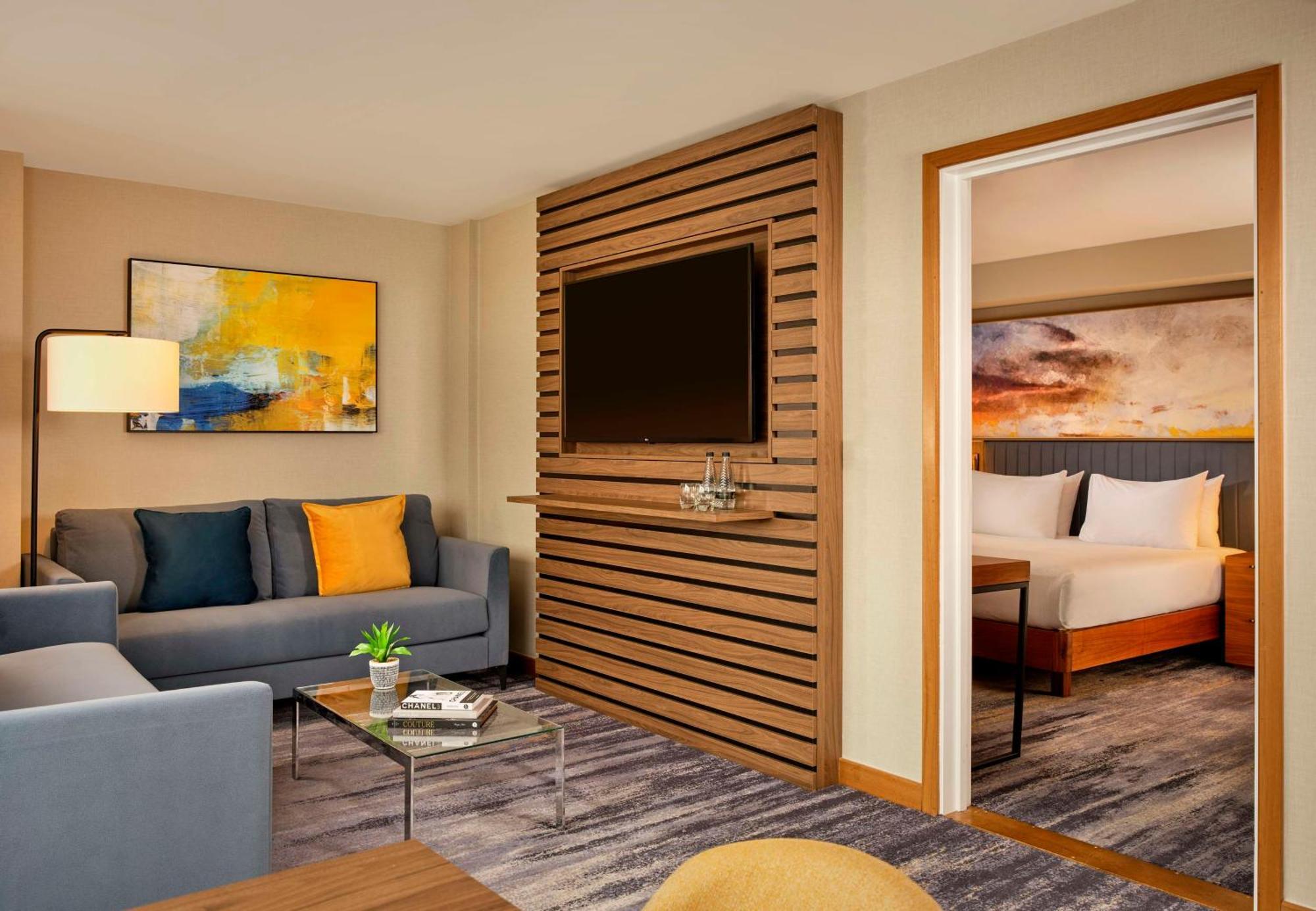 Doubletree By Hilton Lincoln Hotel Eksteriør billede