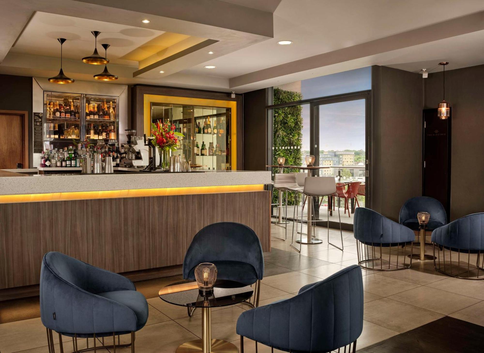 Doubletree By Hilton Lincoln Hotel Eksteriør billede